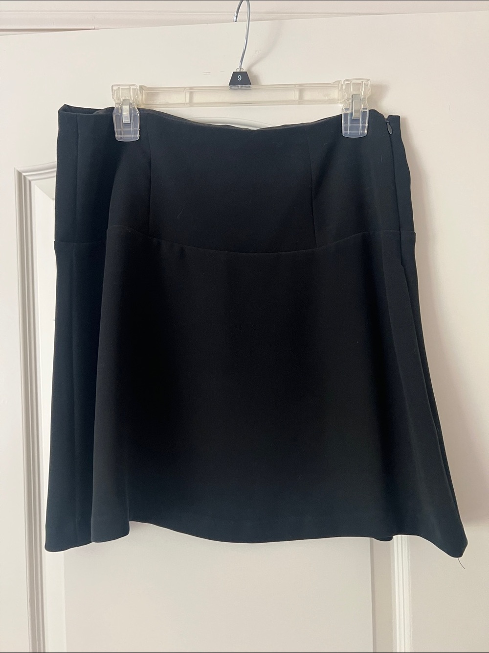 Theory classic black skirt size 10